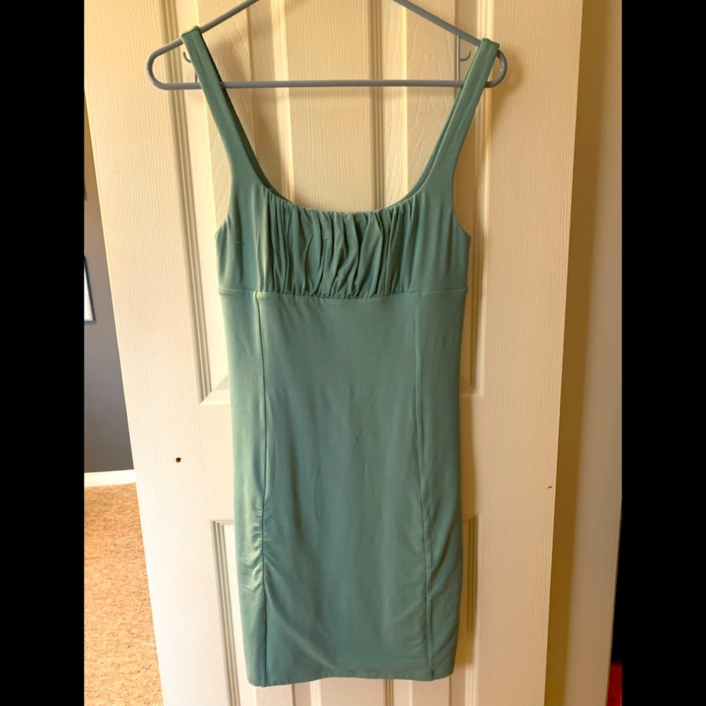 Aritzia Wilfred Mint Stretchy Dress